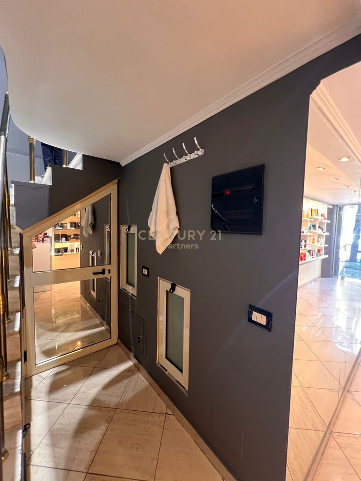 🔑 COMMERCIAL UNIT FOR SALE AT SELVIA BY THE ROAD FLOOR O