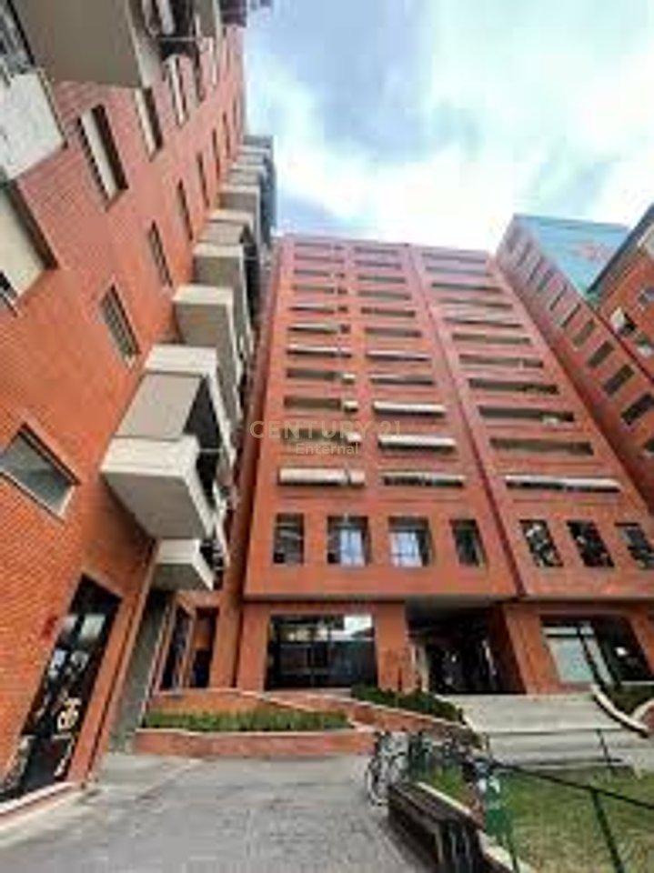 Apartament 2+1 per shijte te Golden park