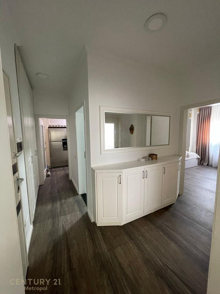 MYSLYM SHYR, APARTAMENT 2+1 PER QIRA!