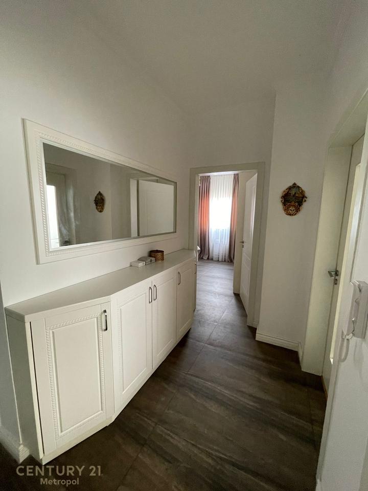 MYSLYM SHYR, APARTAMENT 2+1 PER QIRA!