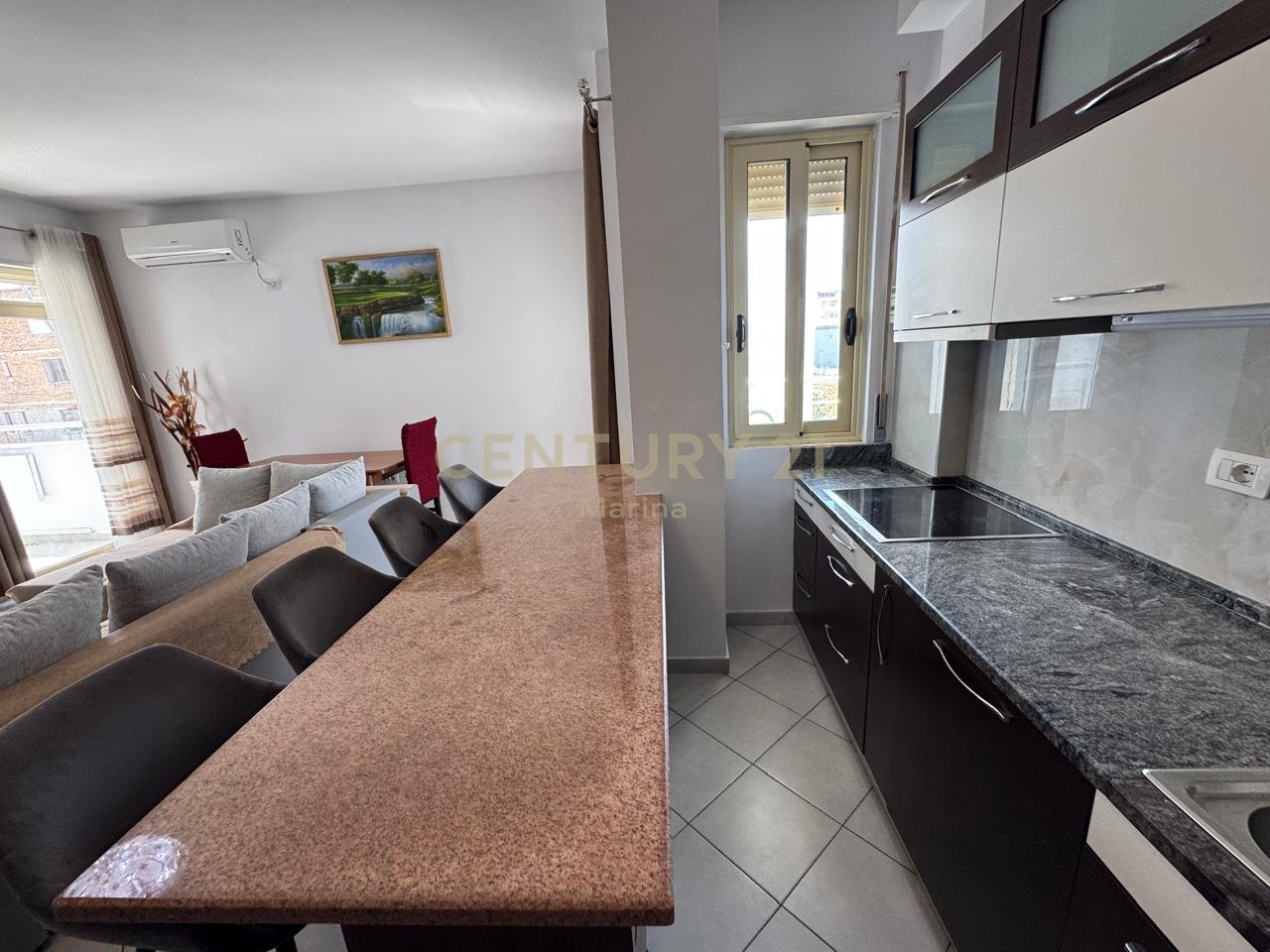 APARTAMENT 2+1+2 PER QERA,PRANE GAMA MARKET!