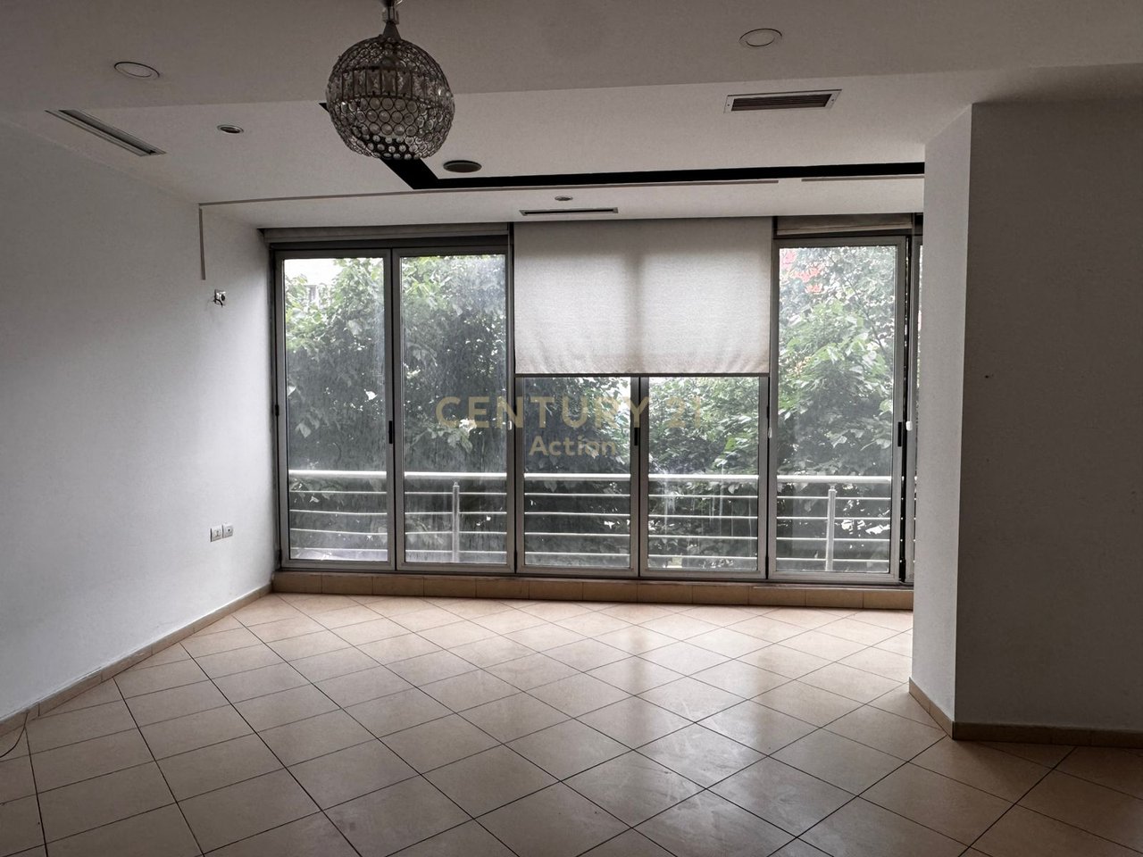 Business premises for rent – Astir | 90 m²