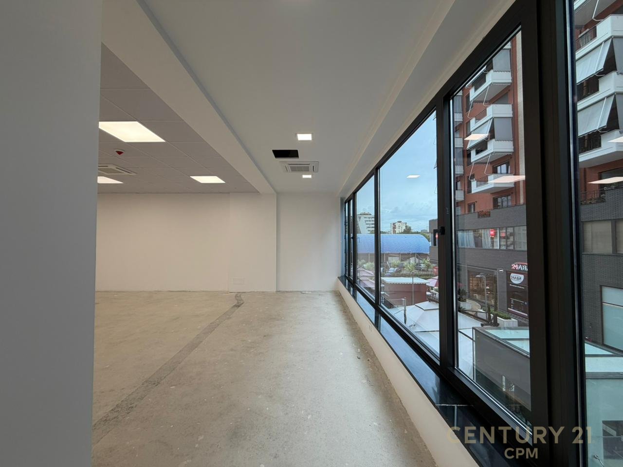 Office for rent at the "Delijorgji" Complex
