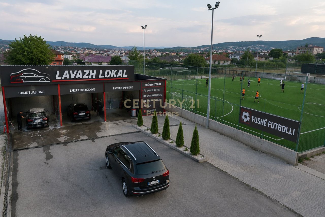 JEPET ME QIRA LAVAZH, LOKAL & FUSHË FUTBOLLI NË KAMËZ ⚽🚗