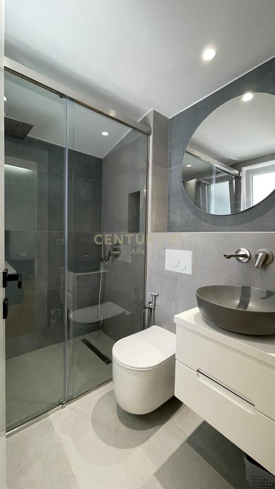 3+1 apartment for rent with veranda, parking space included – new furniture, Botanical Garden!