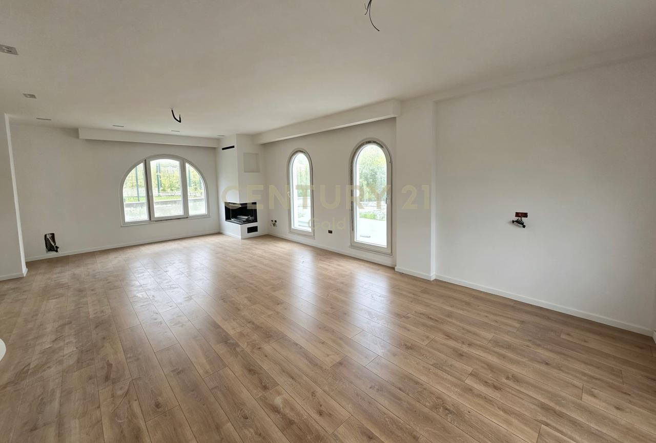 INDIVIDUAL VILLA FOR SALE IN MJULL BATHORE!