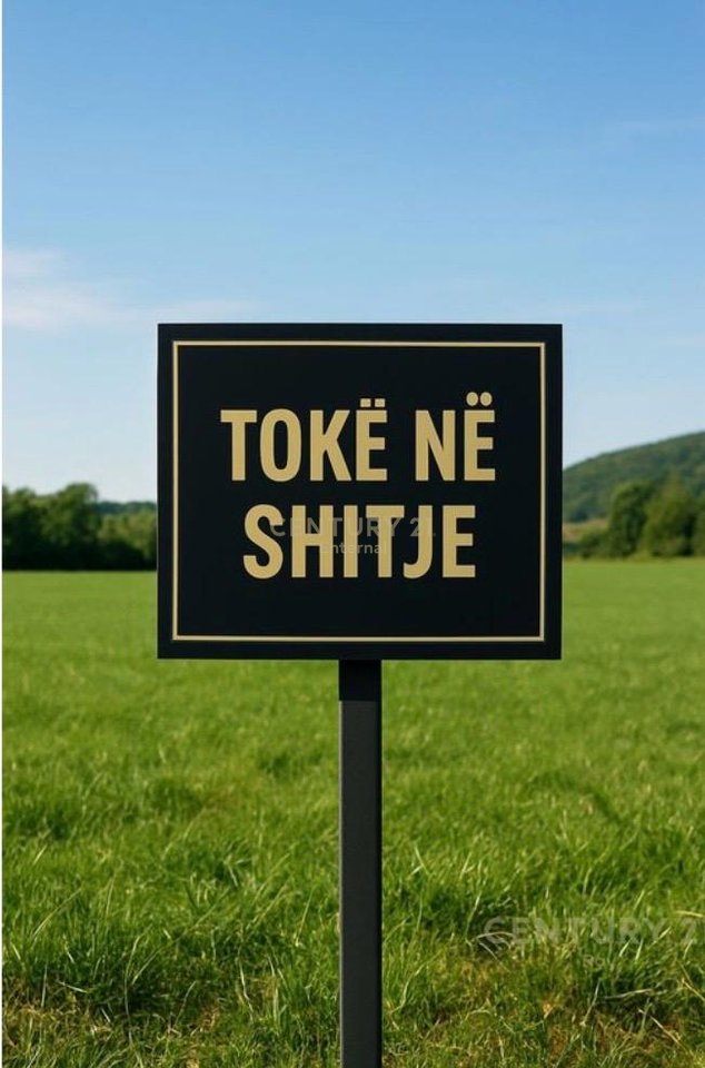 Tokë në Shitje në Paskuqan