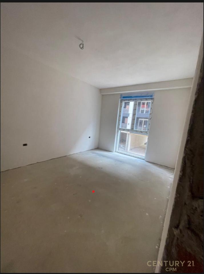Shitet apartament 2+1 Orbital 3, Bulevardi i Ri