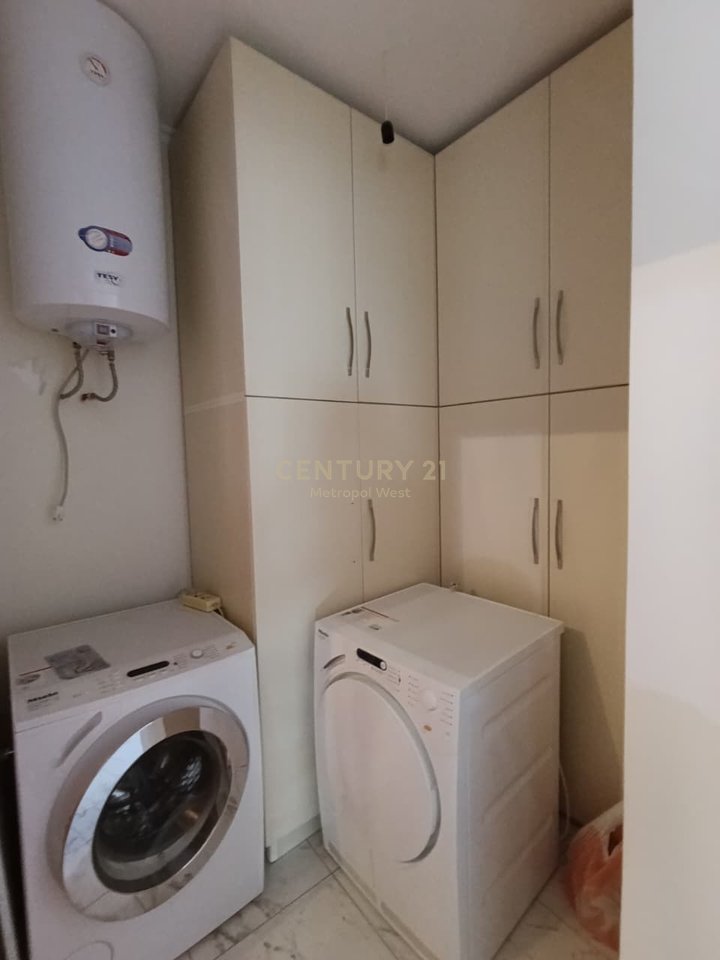 APARTMENT FOR SALE 2+1 IN FRESK!
