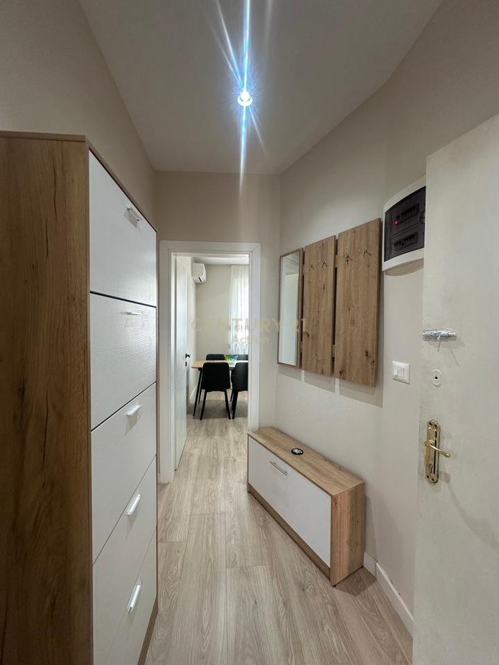 🏡 Jepet me qira apartament 1+1, Rruga e Durresit