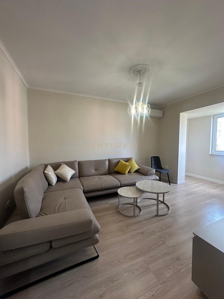 🏡 Jepet me qira apartament 1+1, Rruga e Durresit