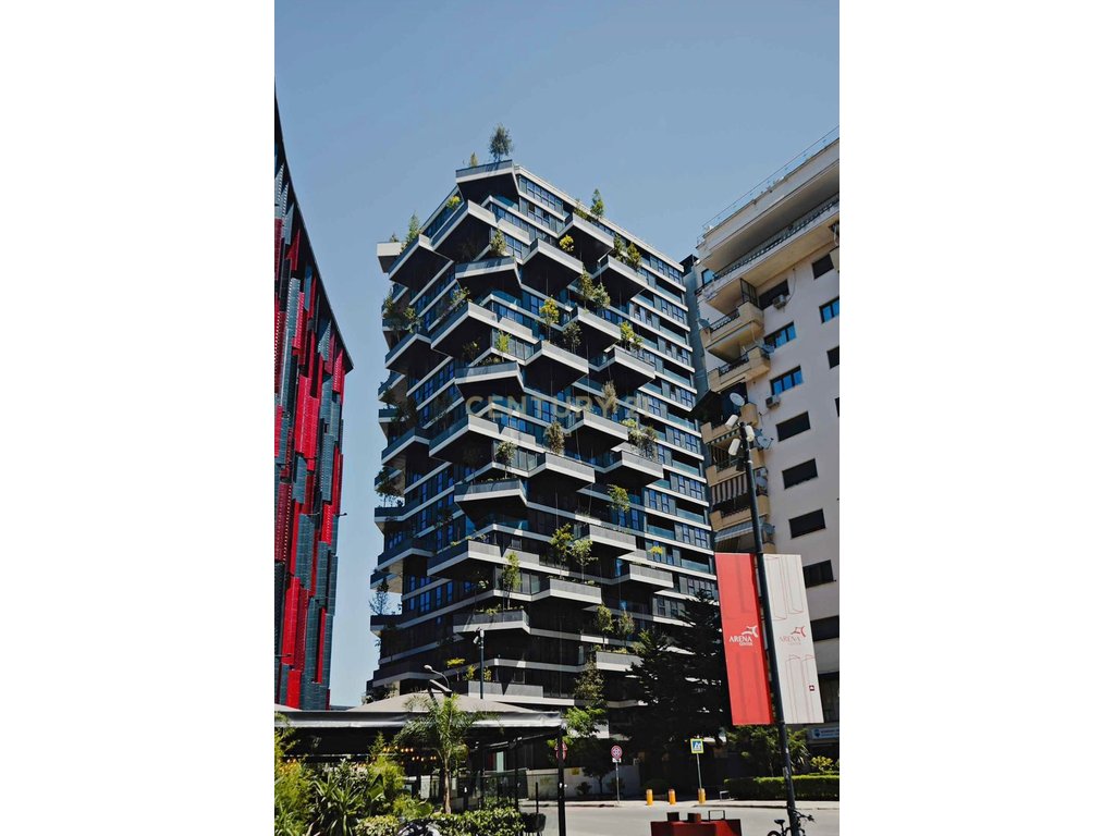 Ambient premium à vertical forest Tirana – 169,31m² | 1er étage | façade avec visibilité