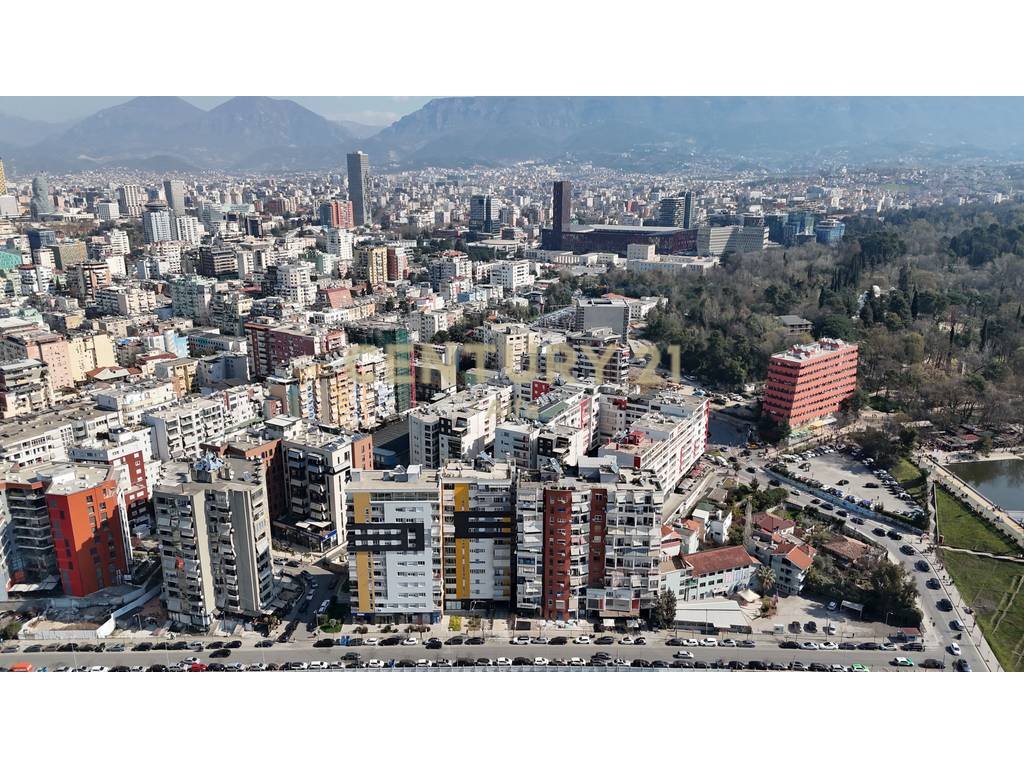 Shitet apartament 2+1+2 tek rruga e kosovarëve!! (5)