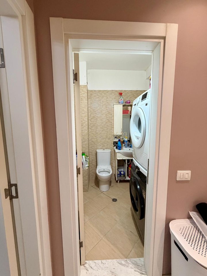 SHITET APARTAMENT 2+1+2 TE KOMUNA PARISIT
