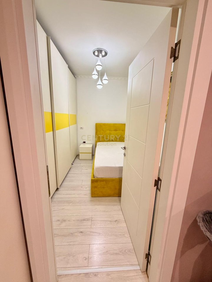 SHITET APARTAMENT 2+1+2 TE KOMUNA PARISIT