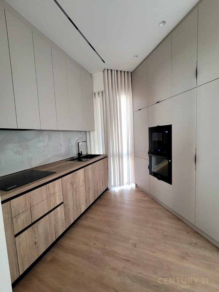 SUPER LUXURY VILLA FOR RENT IN GREEN VALLEY – DRY LAKE