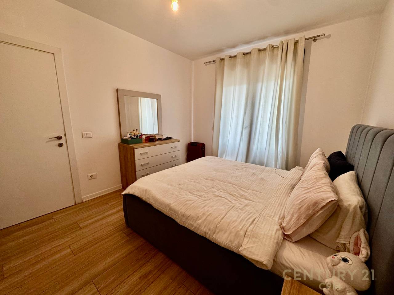 1+1 apartment for rent at the Zirkon Complex!