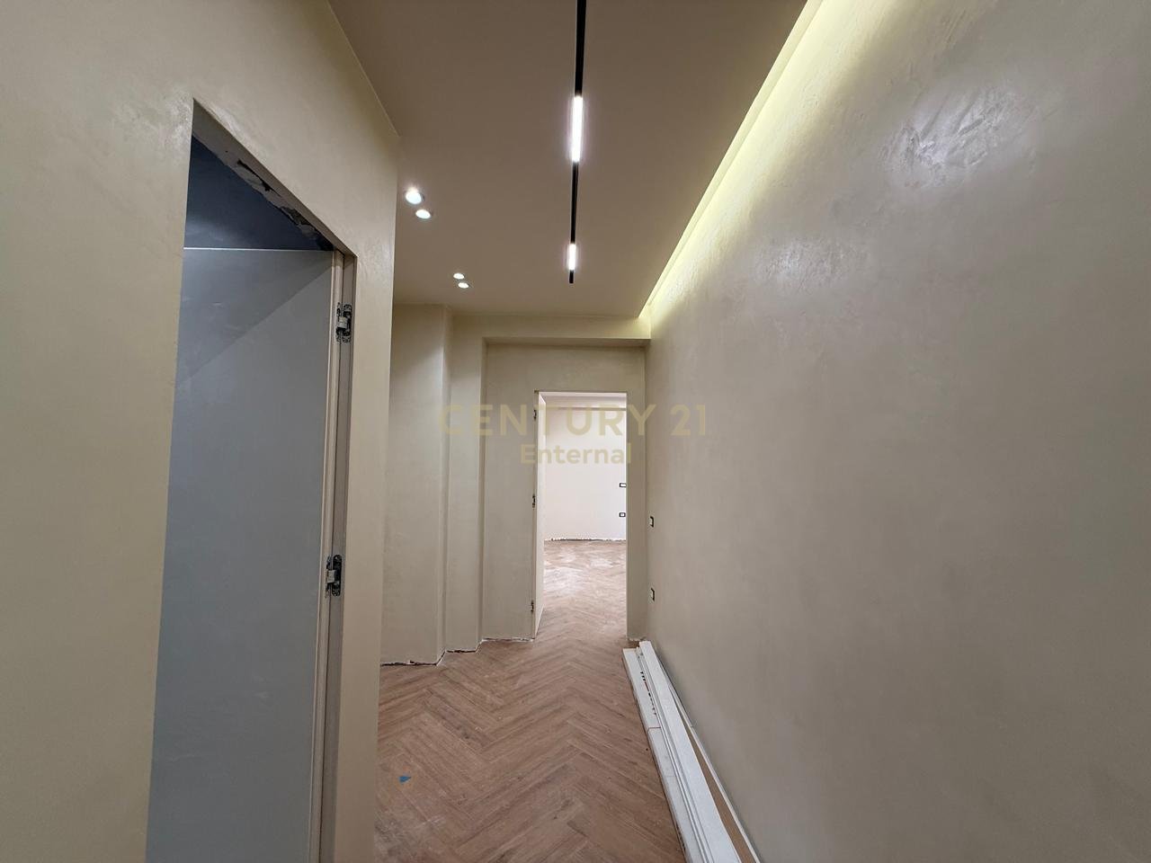 Apartament  2+1+2 per shitje tek Ish-Ekspozita