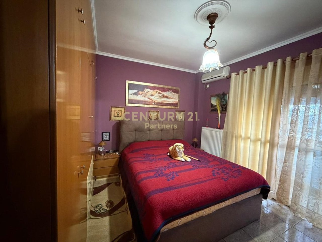 2+1 APARTMENT FOR RENT ON KAVAJES STREET!