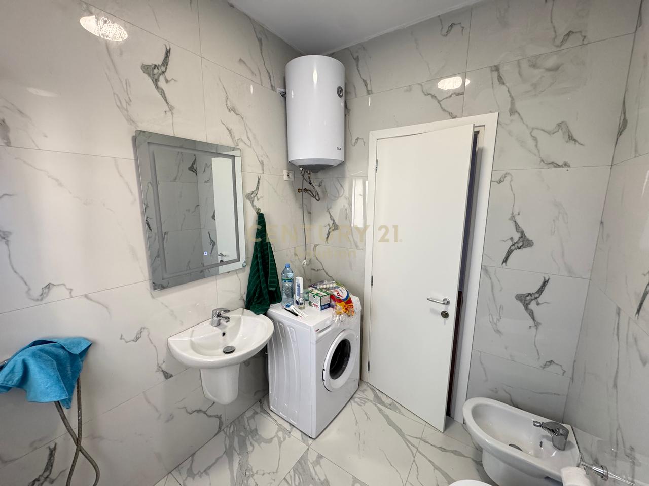 FOR RENT APARTMENT 2+1+2+VERANDA IN XHAMLLIK!