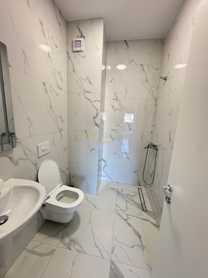 FOR RENT APARTMENT 2+1+2+VERANDA IN XHAMLLIK!