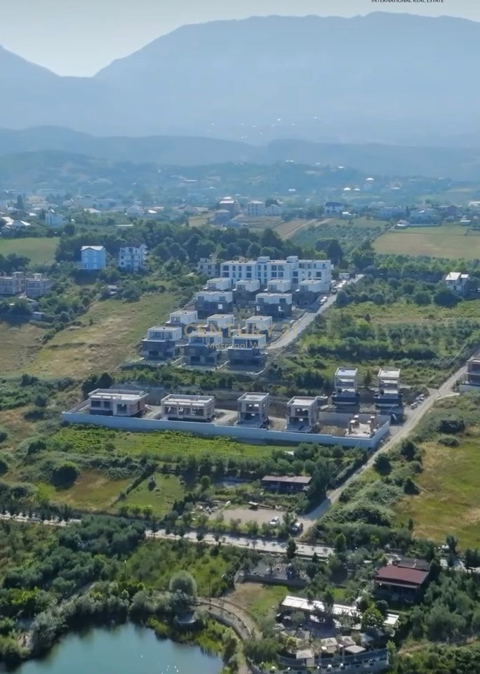 Lakeside Residence, apartament duplex për shitje te Liqeni i Farkës