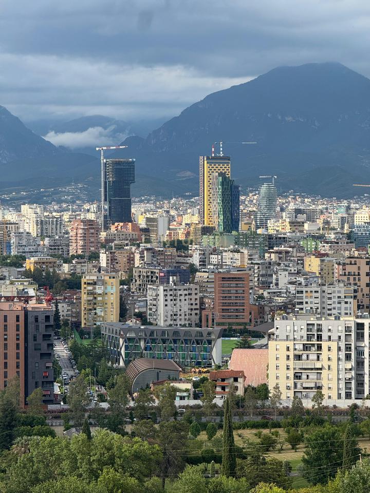 💎 Penthouse Luksoz për Shitje pranë Kopshtit Botanik🌿
(Blerje me Kredi)