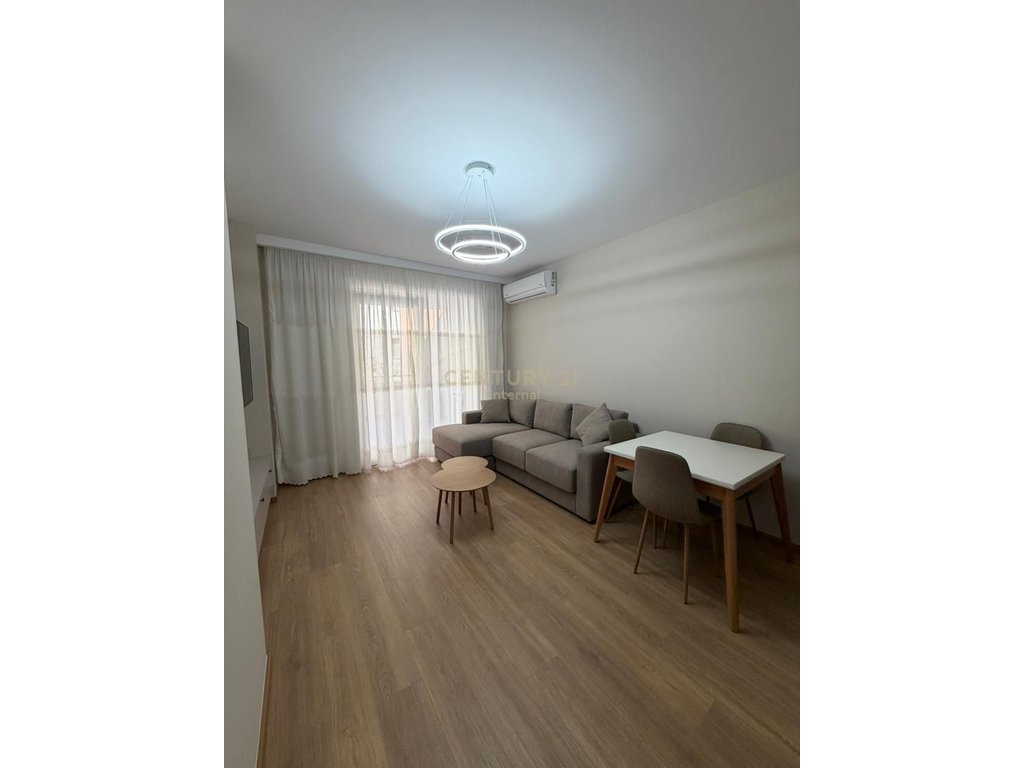 Apartament 1+1 për qira tek kopshti zoologjik (2)