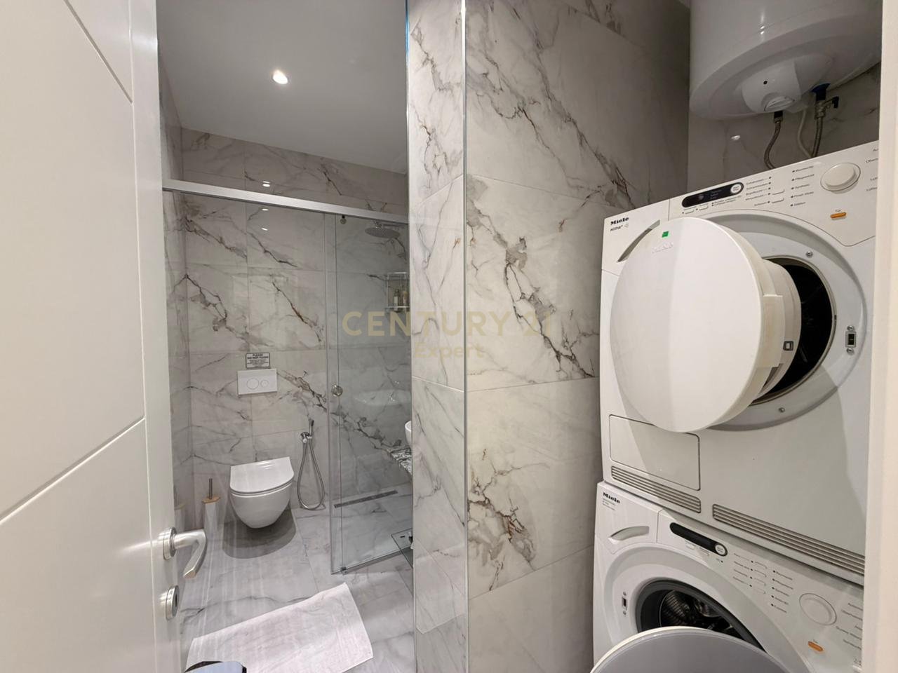 APARTAMENT 1+1 ME QIRA KAT VILE RRUGA E DURRESIT!