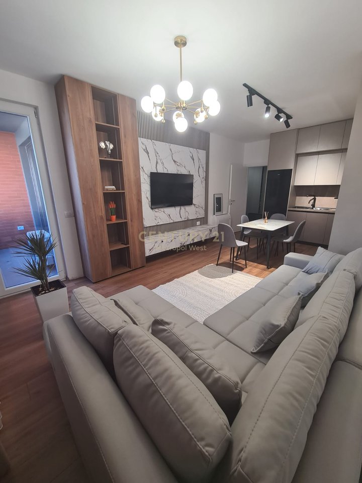Near the American Embassy, 1+1 apartment for rent