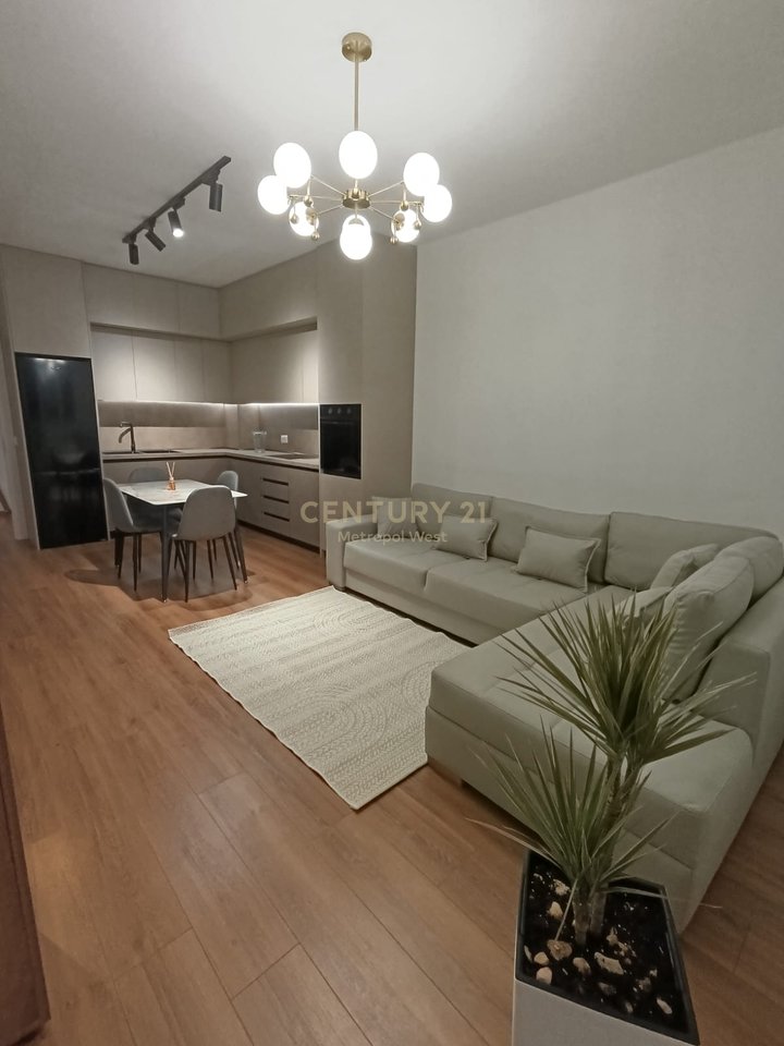 Near the American Embassy, 1+1 apartment for rent