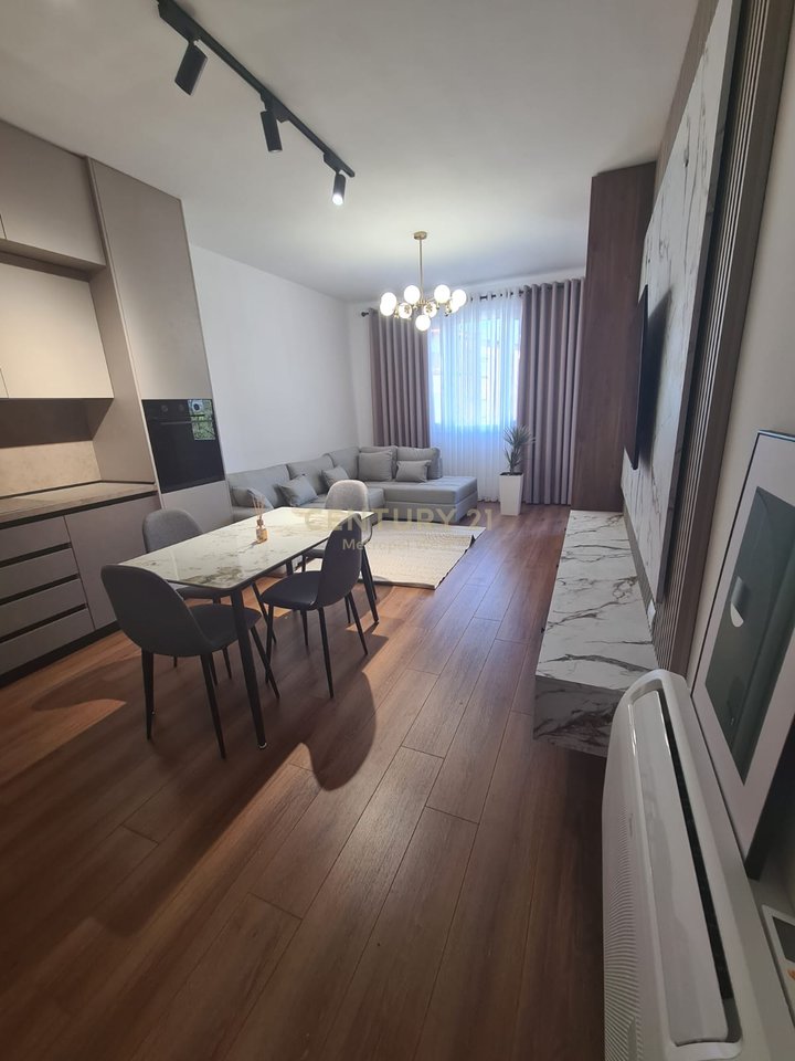 Near the American Embassy, 1+1 apartment for rent