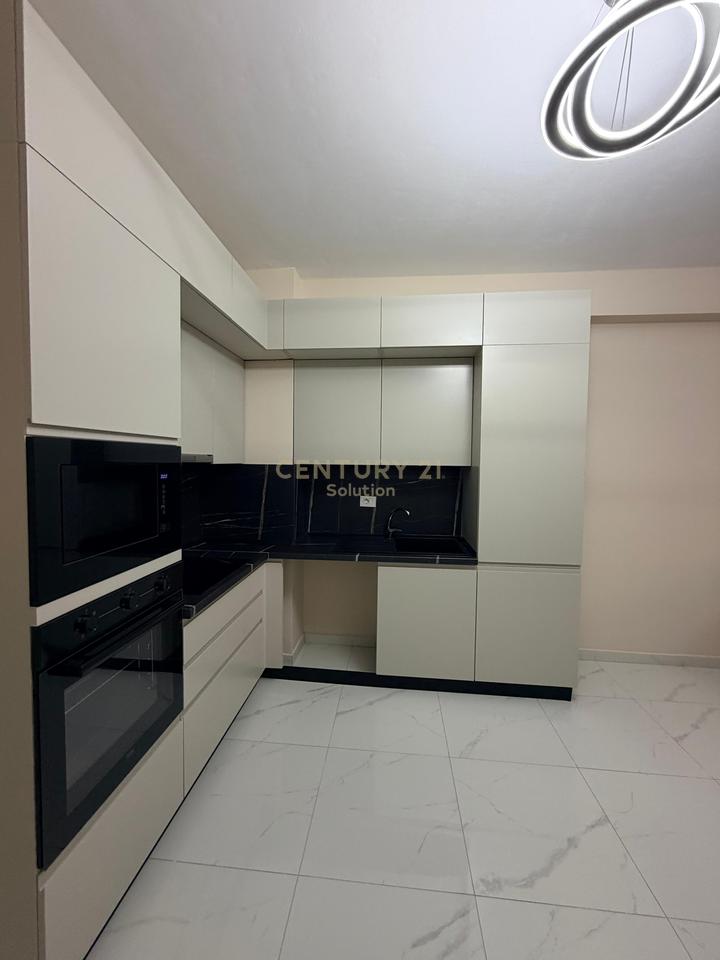Appartamento 2+1 in affitto nel centro di Kamza!