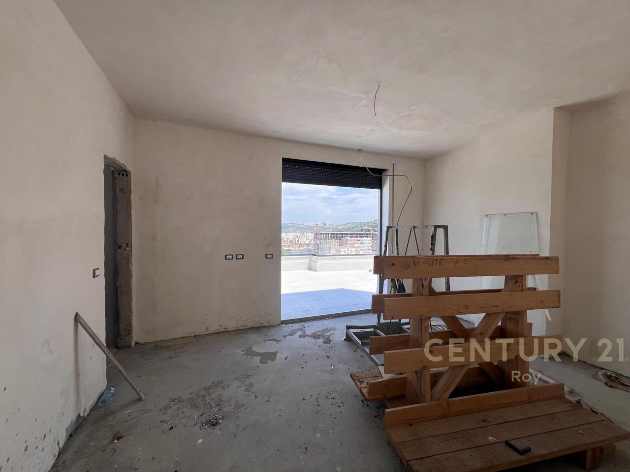 PENTHOUSE 2+1+2 FOR SALE, "IN VM RESIDENCE", IN GOLEM!