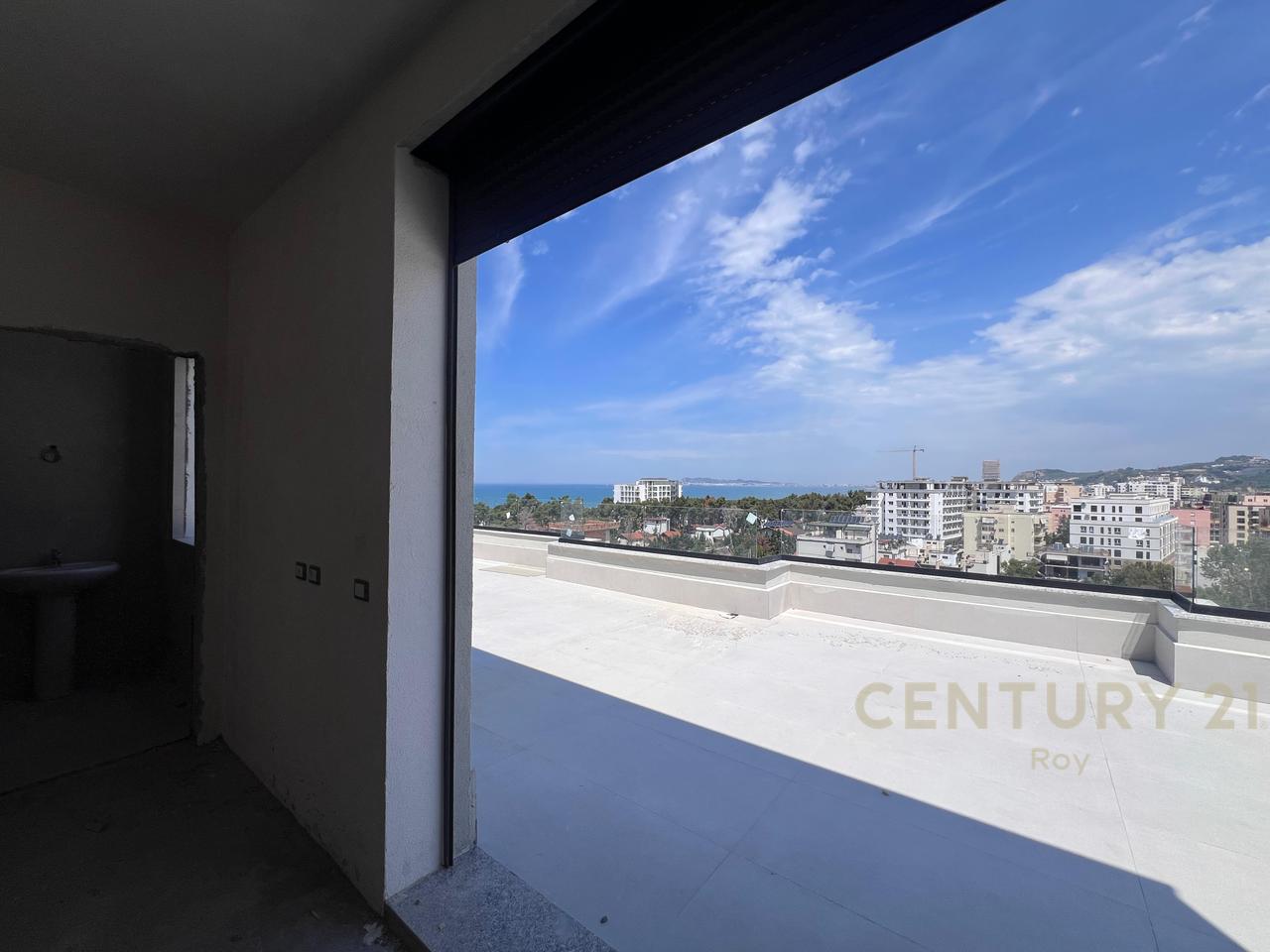 PENTHOUSE 2+1+2 FOR SALE, "IN VM RESIDENCE", IN GOLEM!
