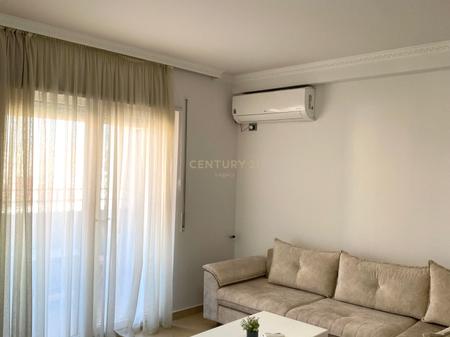 VENDESI APPARTAMENTO 3+1+2 – COMPLESSO RAFAELO, FRESK