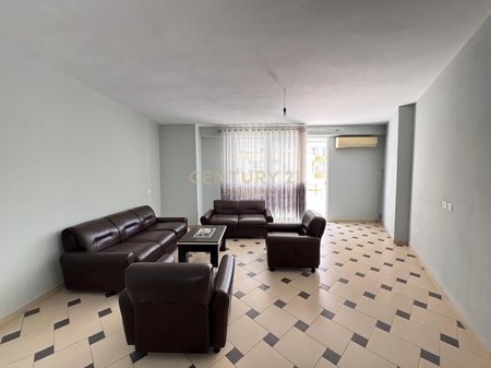 APARTAMENT 2+1 PER SHITJE , ASTIR