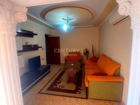 JEPET ME QIRA APARTAMENT 3+1 TEK 3-KATESHET KAMEZ