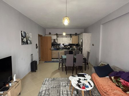 🏠 JEPET ME QIRA 2+1 – FRESK