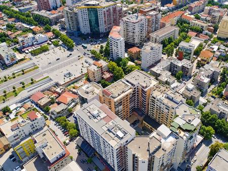 Apartament 3+1+2 Poste Parkimi në Shitje,  Stacioni i Trenit, Tiranë - 395,000€ | 267 m²