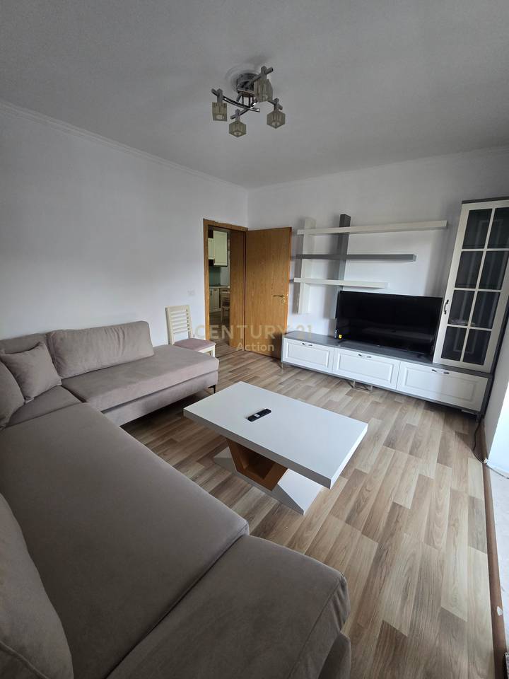 Apartment 1+1 for rent on Elbasani Street