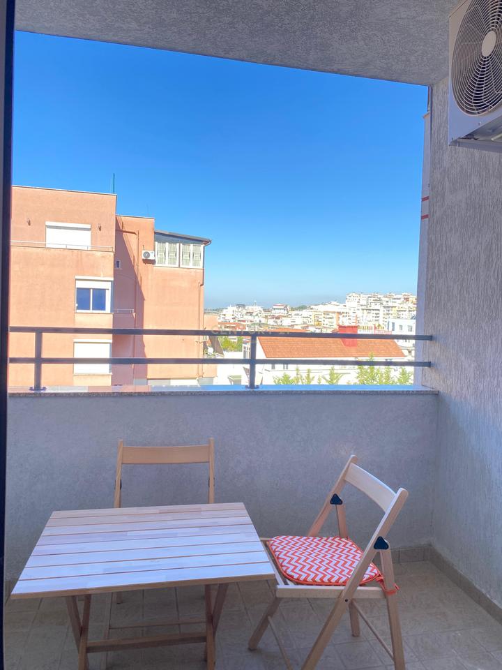 VENDESI APPARTAMENTO 3+1+2 – COMPLESSO RAFAELO, FRESK