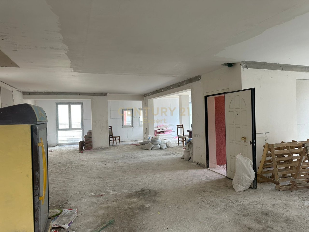 MULTIFUNCTIONAL BUILDING FOR RENT – NEAR KODRA E DIELLIT RESIDENCE, TIRANA
