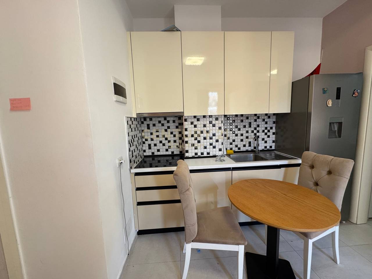 MONOLOCALE IN AFFITTO A 2 PALMAT NE ASTIR !