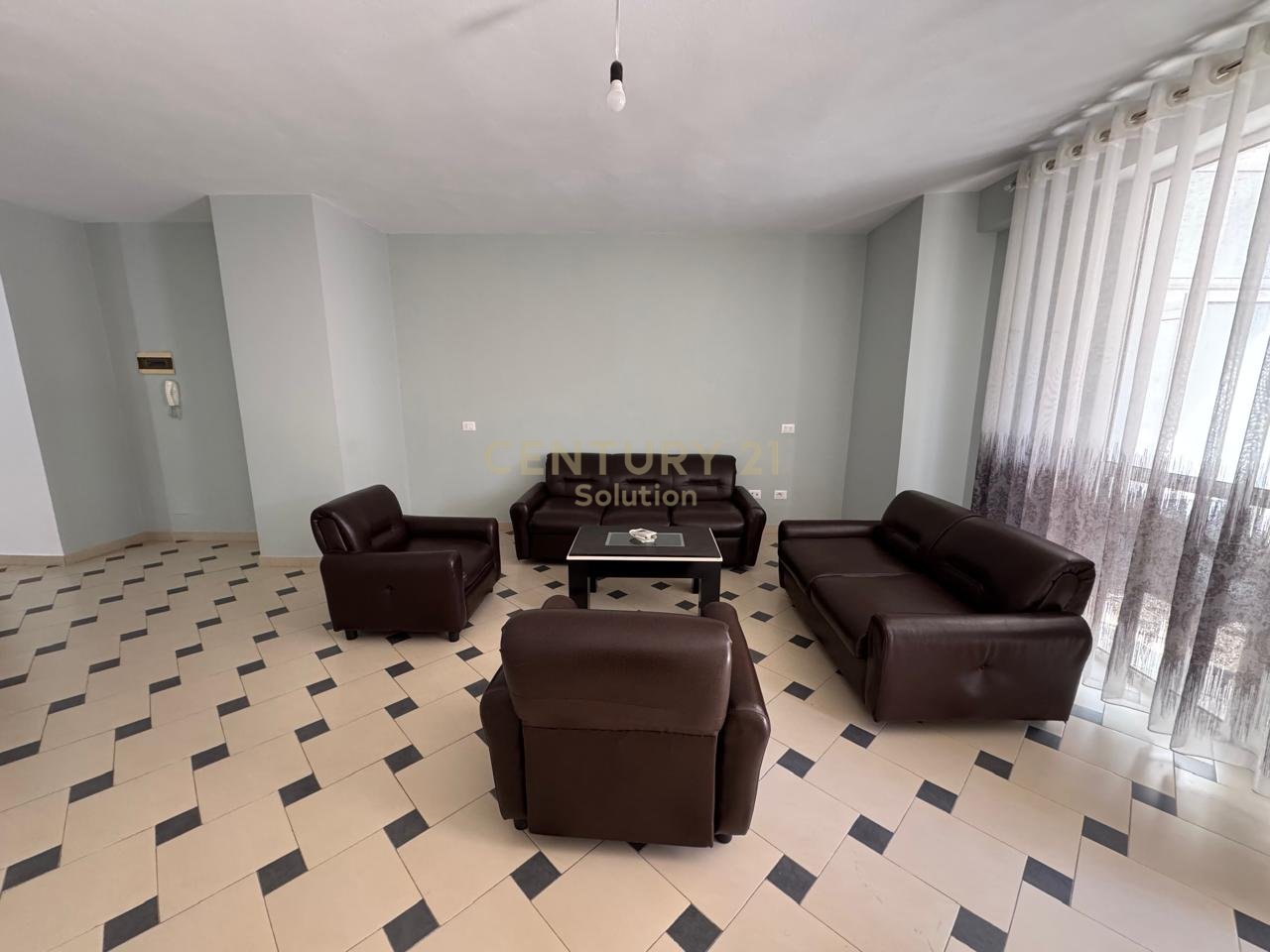 APARTAMENT 2+1 PER SHITJE , ASTIR