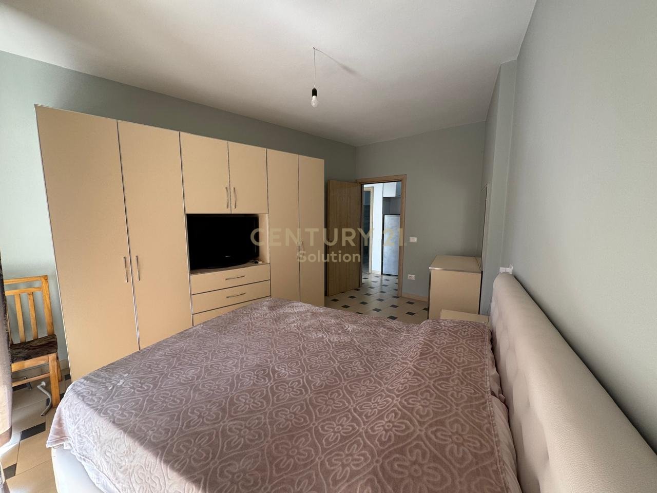 APARTAMENT 2+1 PER SHITJE , ASTIR