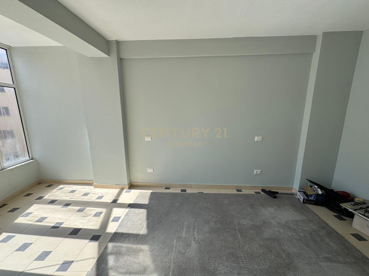 APARTAMENT 2+1 PER SHITJE , ASTIR