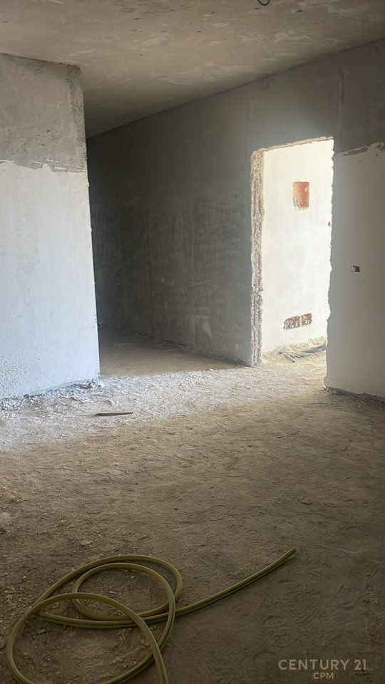 Apartament 2+1+2 Për Shitje në Ali Demi, Tiranë - 170,000€ | 110.51 m²