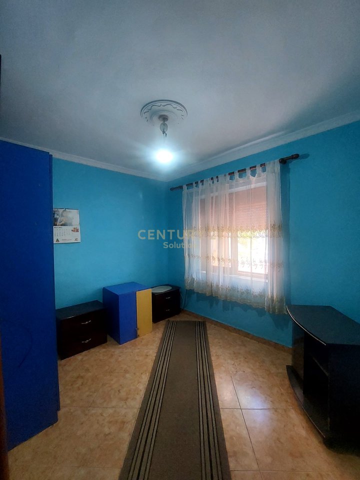 JEPET ME QIRA APARTAMENT 3+1 TEK 3-KATESHET KAMEZ