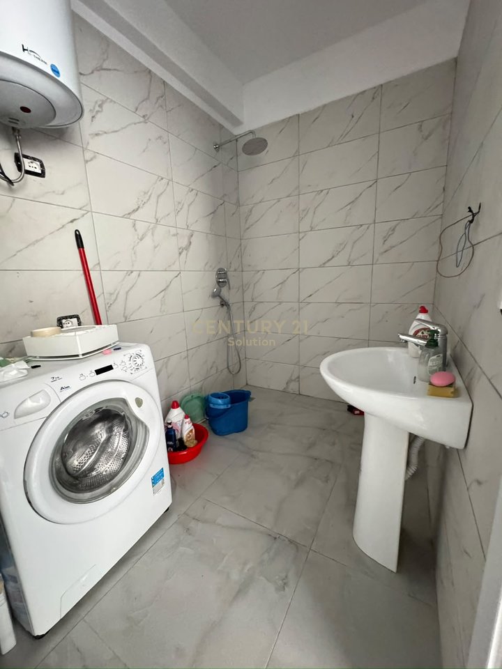 APARTAMENT 1+1 PER SHITJE NE ORIKUM!